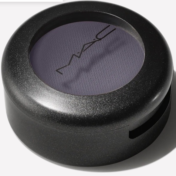 MAC Matte Eye Shadow Greystone - Picture 11 of 16